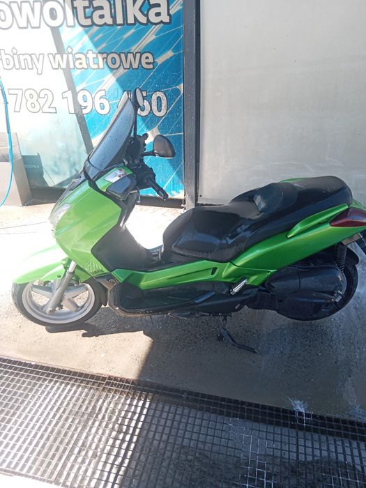 Yamaha x max 125