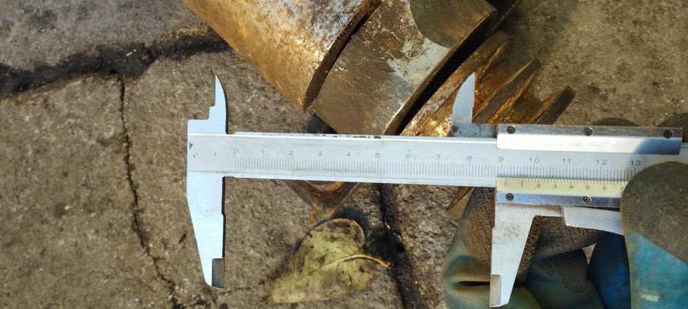 wałek do strugarki 315 długość , 31 kg, masywne z kołem pasowym