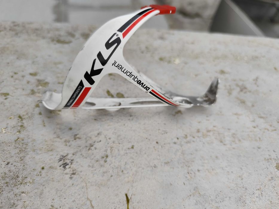 Centro Pedaleiro Shimano e suporte de bidon