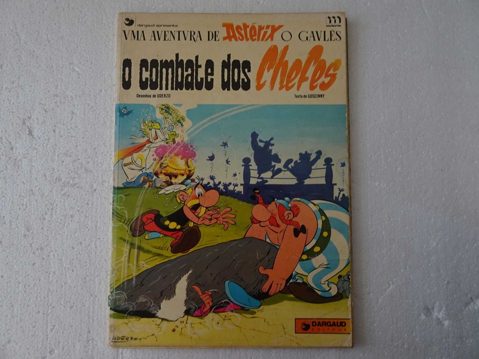 Livro Meribérica Astérix o combate dos chefes