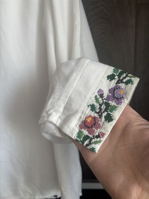 Вишита блузка-сорочка