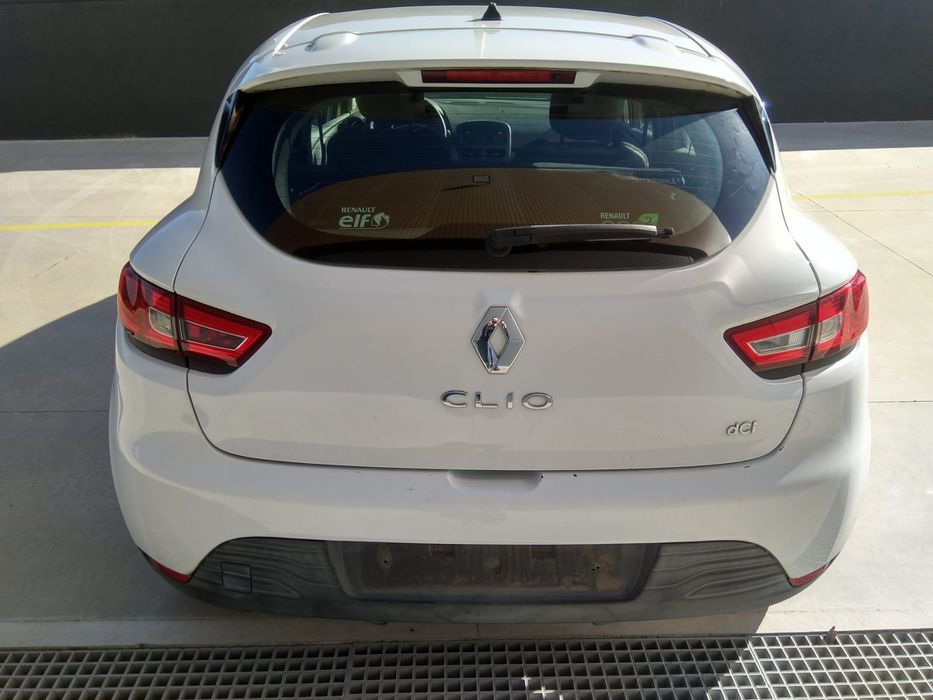 RENAULT CLIO IV - 2015 - Para Peças