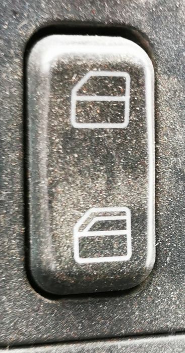 Przełącznik włącznik elektrycznych szyb Mercedes atego axor