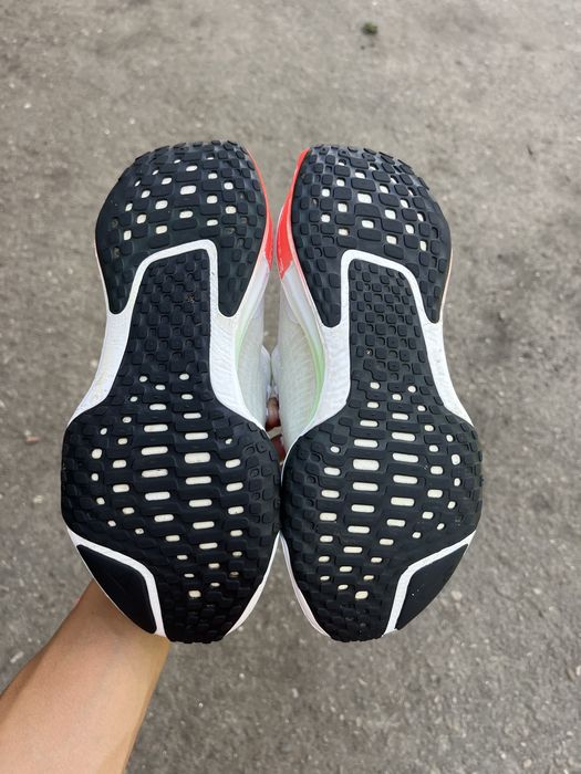 Кросівки Nike Zoomx Invincible 3