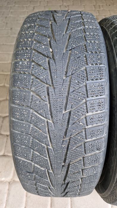 Шини Hankook Winter I*Cept IZ2  205/55 R16 94T