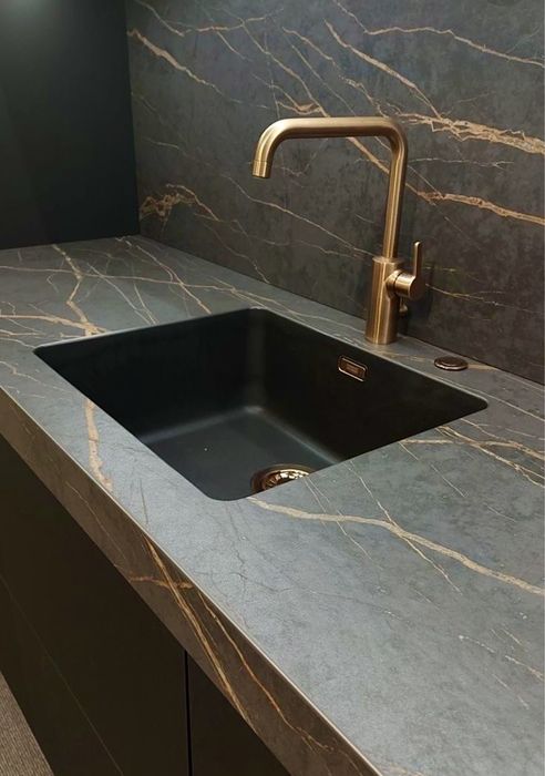 Кварц столешницы из кварца подоконники