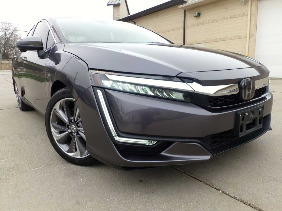 Honda Clarity Plug-In Hybrid      2018