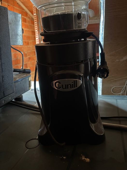 Máquina de café expobar 2 grupos e moinho de café cunil