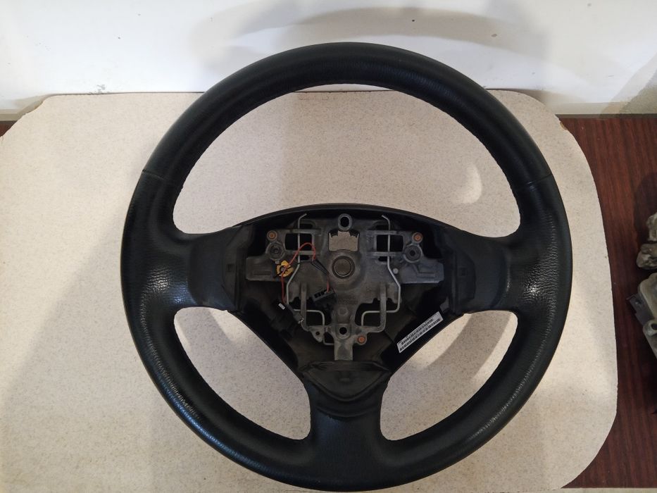 Руль кожаный Пежо партнёр