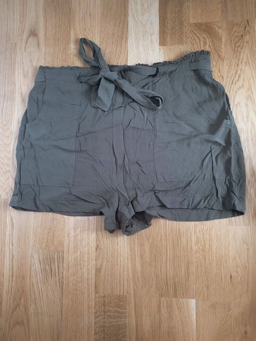 Luźne letnie szorty damskie zielone wiskoza L