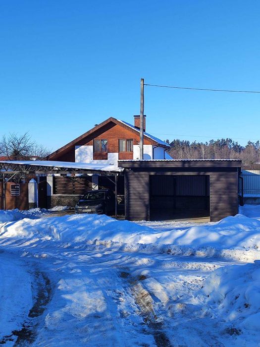 Дениші, чудовий будинок в тихому куточку