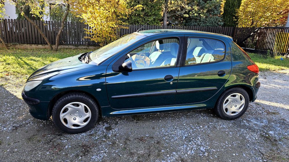 Peugeot  206 16 bezyna