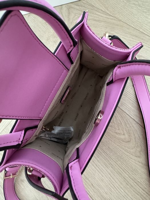 Guess Kasinta Mini Tote torebka różowa modna mini