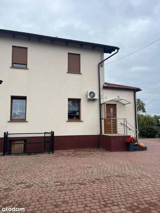 Dom  w zabudowie szeregowej