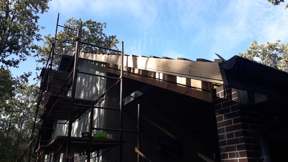 Кровельщик. Качественно делаем крыши, заборы в Харькове и области.