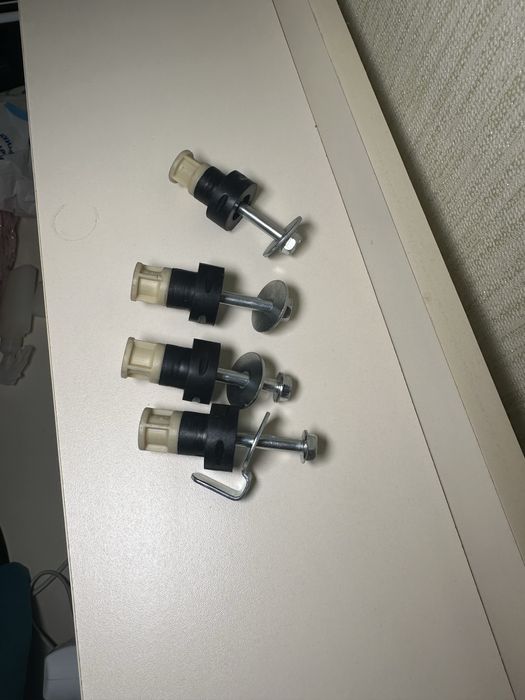 Болти для транспортування пральної машини