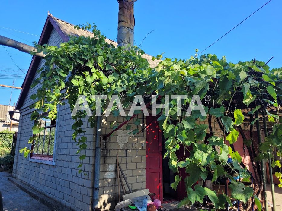 Хороший небольшой дом в Усатово за приятную цену!