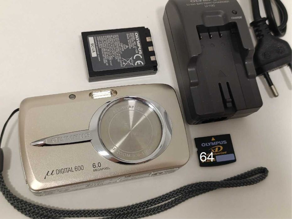 Aparat cyfrowy OLYMPUS mju DIGITAL 600 6mpx vintage retro CCD jak NOWY