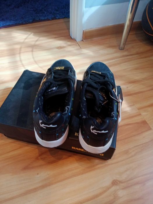 Buty Karl Kani Sport Rozmiar USA 8.5 EUR 42 Nowe z USA !!!