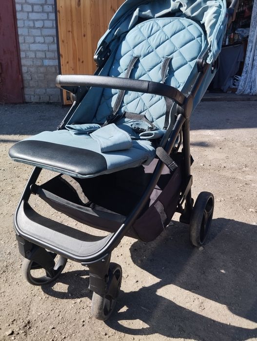 Детская коляска продам
