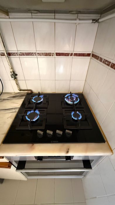 Vendo placa de gás  bosche está impecável