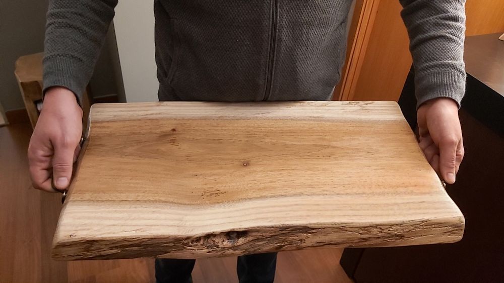 Tábua de queijos 55 x 30 x 4 cm. (Nova)