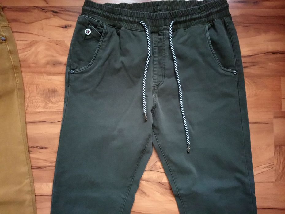 Spodnie chłopięce