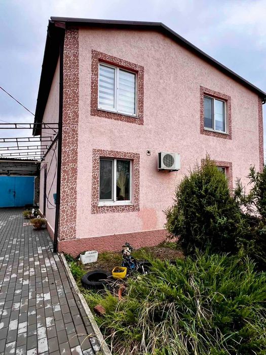 Продам будинок смт Радушне