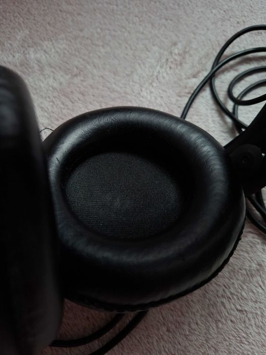 OKAZJA!!! Profesjonalne studyjne słuchawki AKG K240