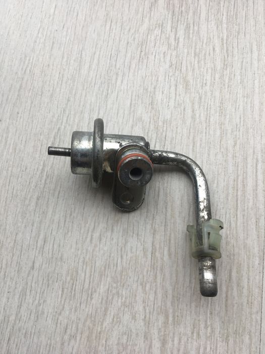 Регулятор давления топлива GM Lanos 1.5