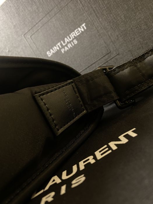 SAINT LAURENT IN Econyl Messenger Niki Balck