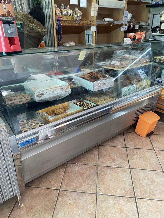 Vitrine expositora 2 metros