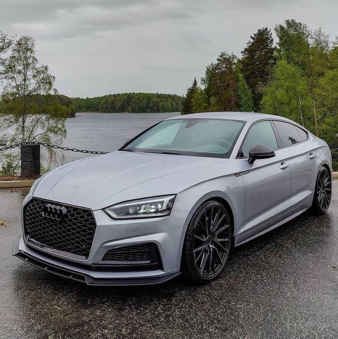 Audi A5 F5 Gril Atrapa Chłodnicy Plaster Miodu 16-19 PDC Kamera Czarny