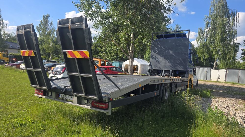 Usługi transportowe do 10t  laweta holowanie auto serwis
