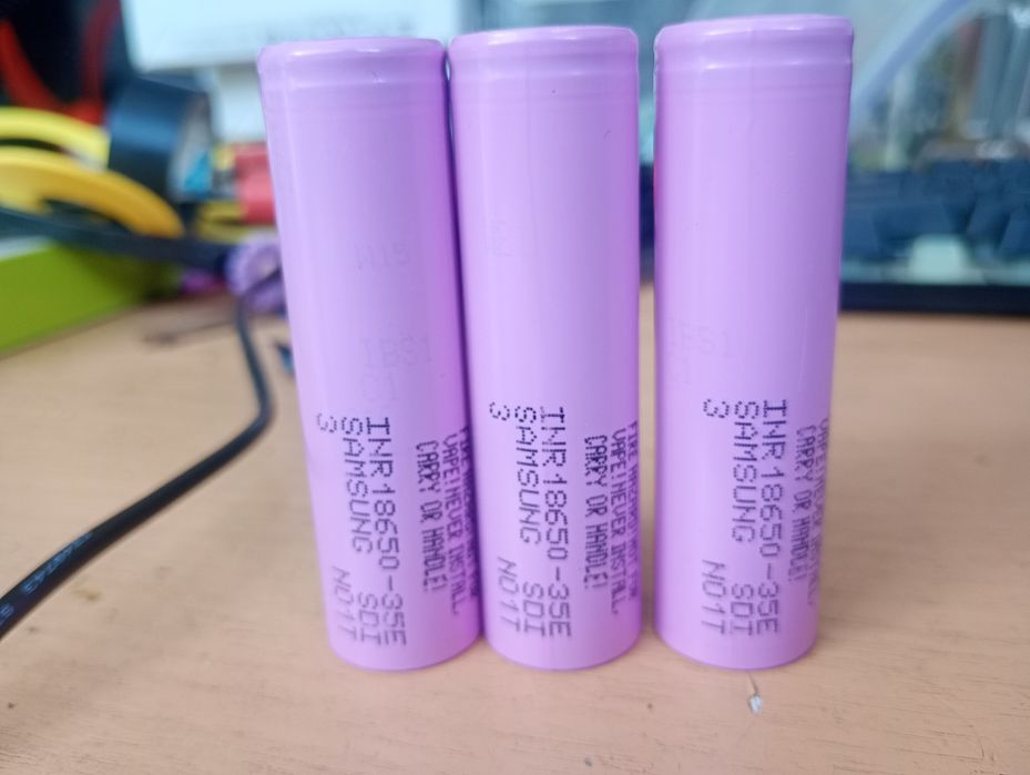 18650 Самсунг 35Е новые