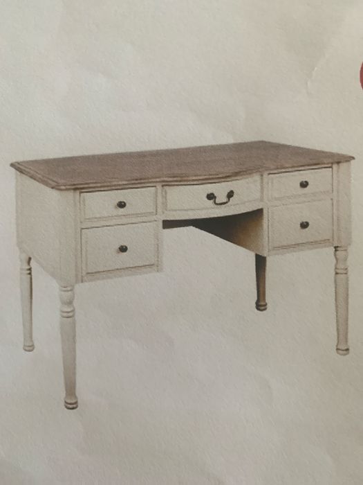 Secretaria em madeira