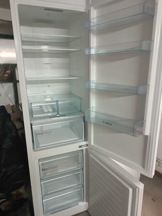 Холодильник BOSCH