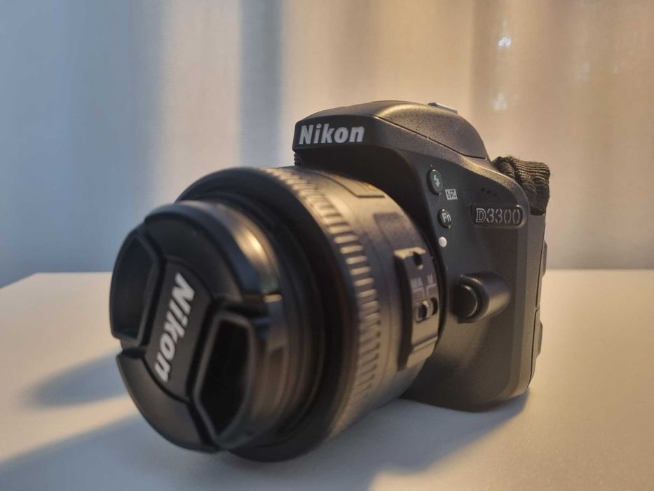 Nikon D3300 + obiektywy Nikkor 35 mm 1.8 + 18-55 mm + akcesoria