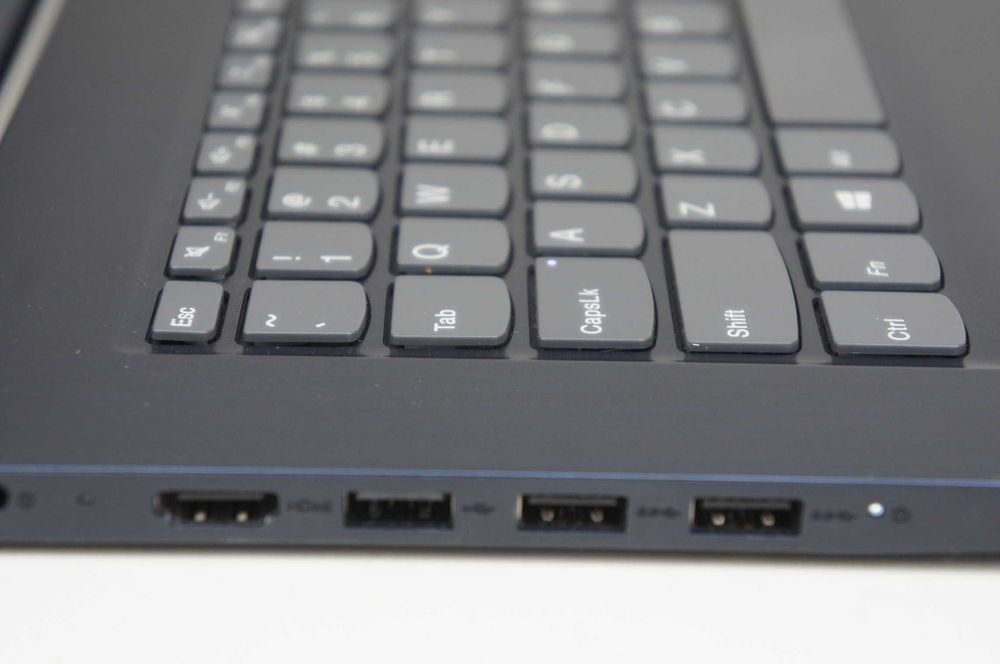 Lenovo IdeaPad 3 17 IIL Core i5-1035G1 8GB DDR4 256GB SSD 17" 1600x900