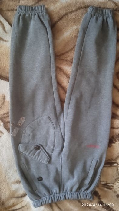 Спортивные штаны