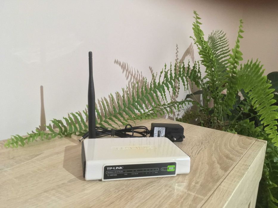 Router TP-LINK TL-WR740N, OpenWRT 18.06