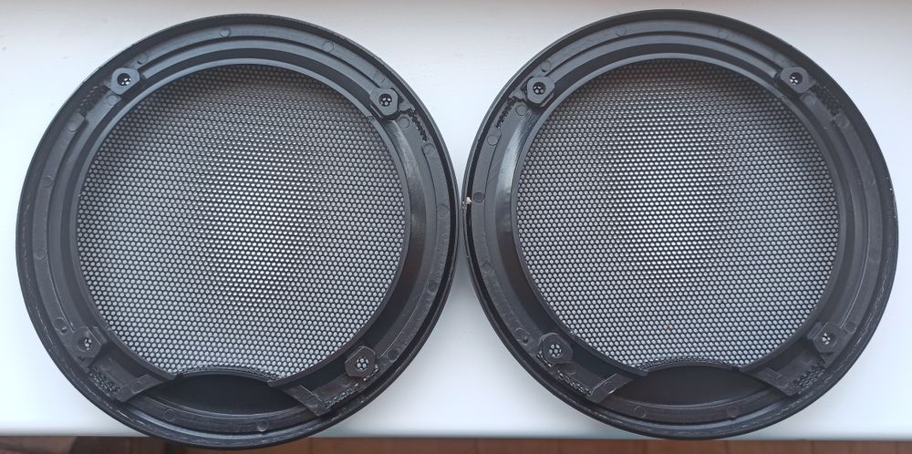 Ceтки на динамики 13