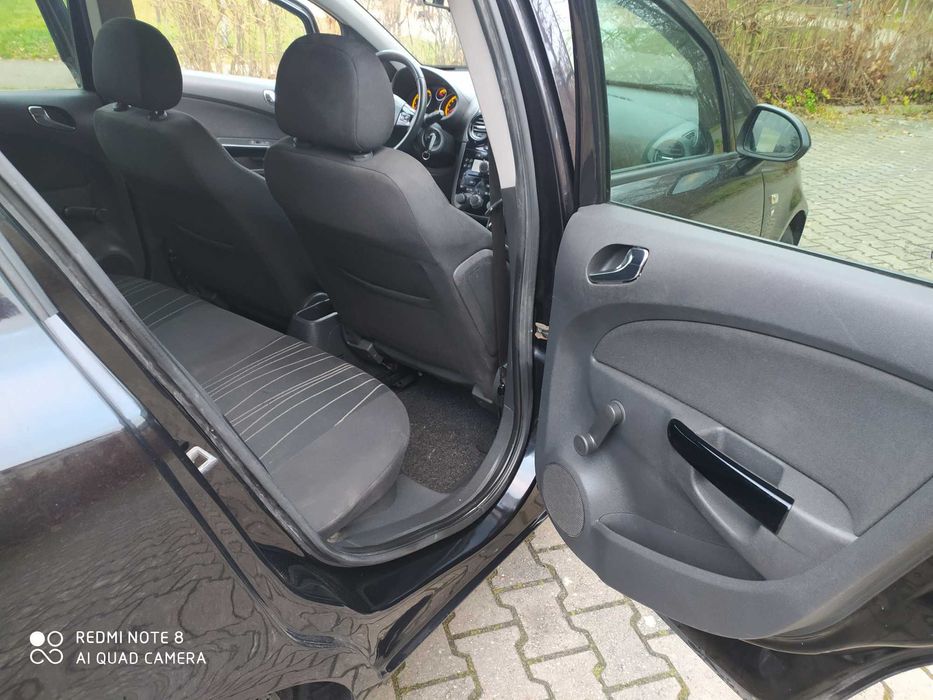 sprzedam opla corsę 1.4 benzyna