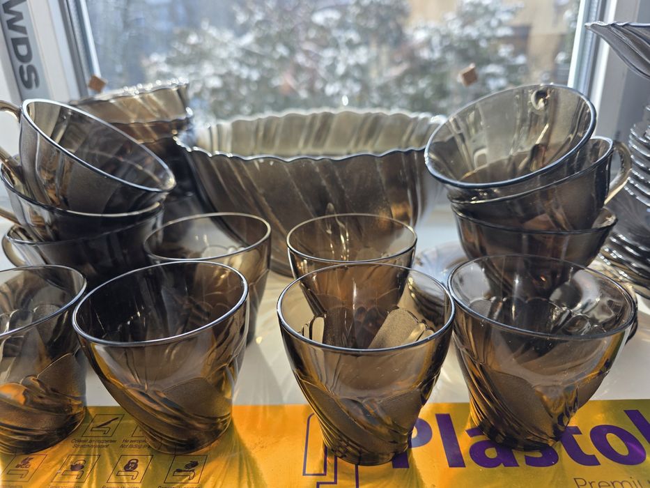 Продам столовий сервіз  Vereco Франція на 6 персон