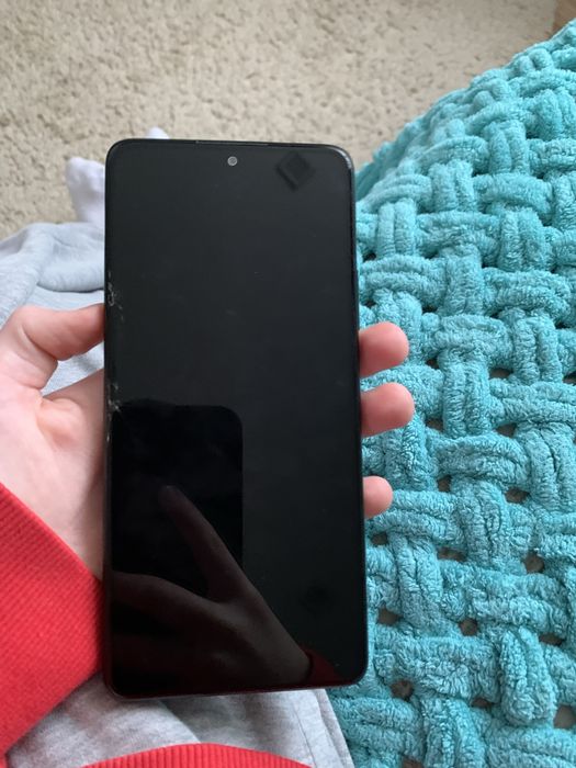 Продам телефон редмі в робочому стані