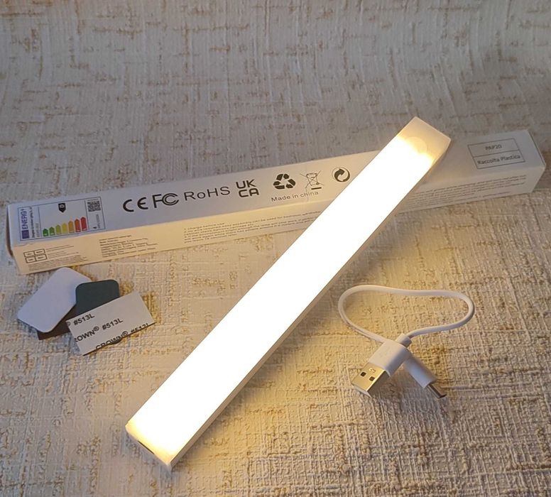 Беспроводной светодиодный ночник с датчиком движения.