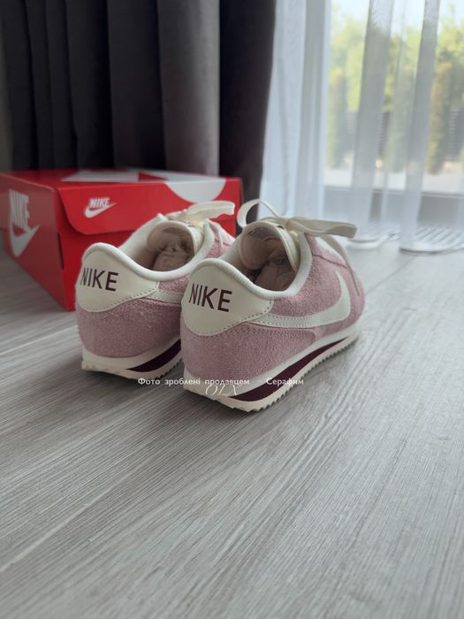 Nike Cortez SE College Pink (in box)