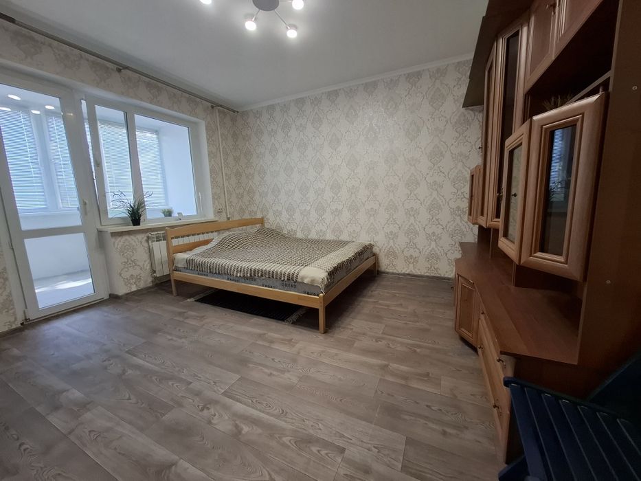 Продаж 2 кім.квартири. Намив. Лазурна