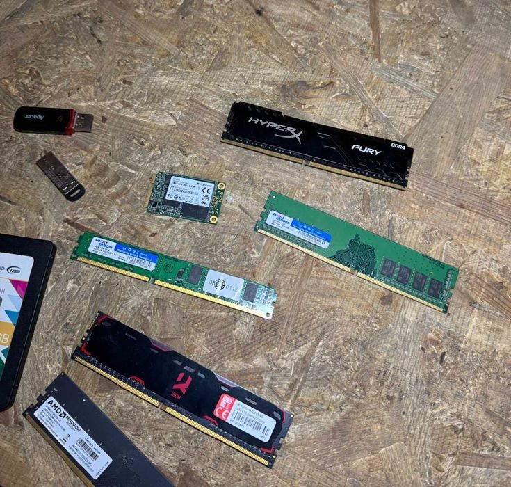 Распродажа! Оперативная память озу ддр3 ддр4 4гб 8гб