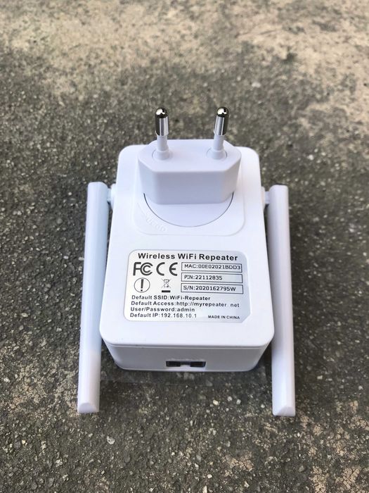 Wi-Fi Repeater with 2 Antennas (300 Mbps) / Wi-Fi Repeater64751557109121123